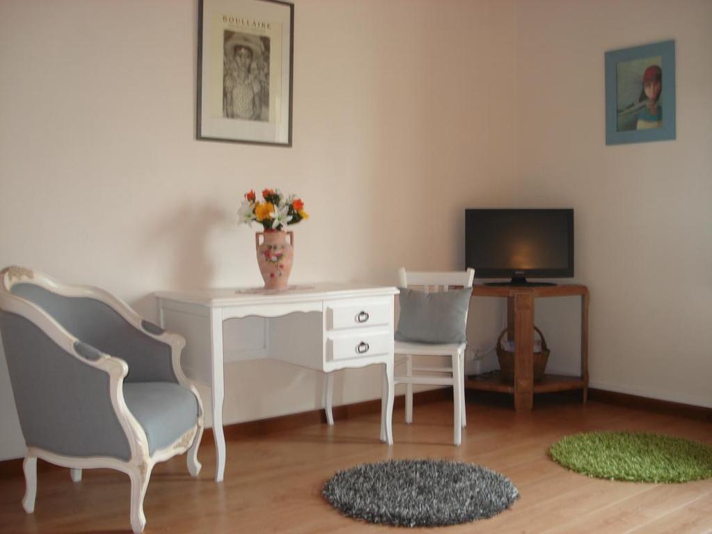 Chambre D'Hotes La Haie Fleurie Chevillard Exteriör bild